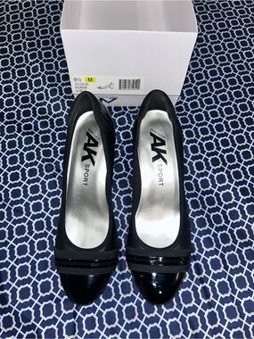 Anne Klein Sport Black Patent Cap-Toe Ballet heel